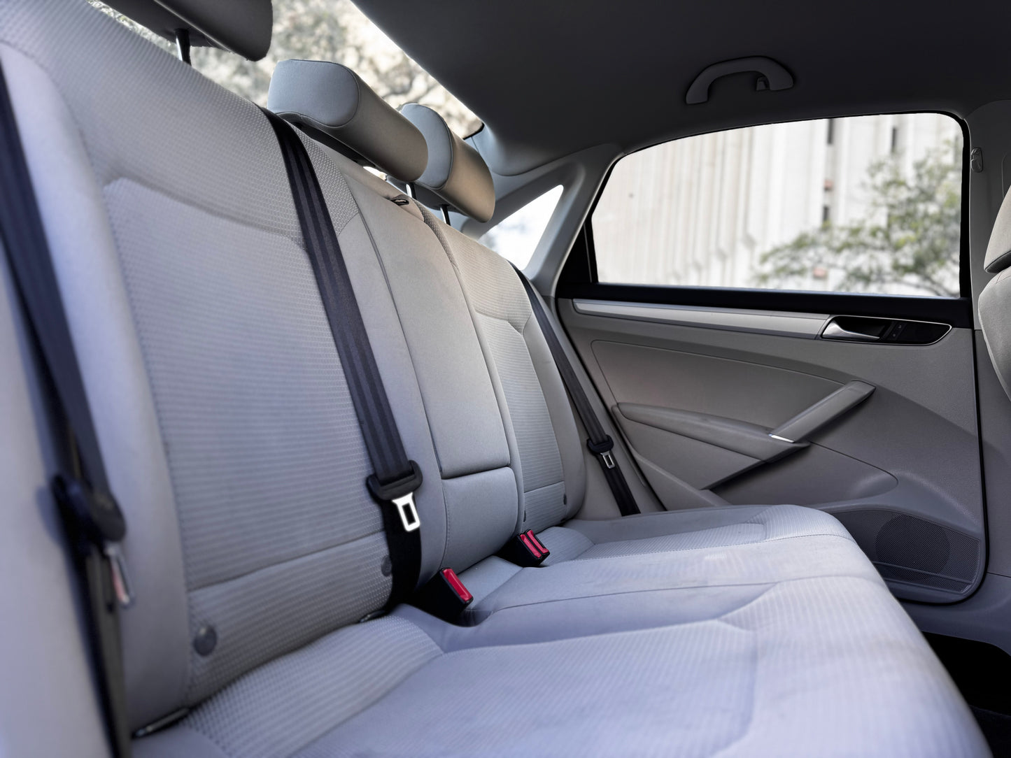 2016 VOLKSWAGEM PASSAT