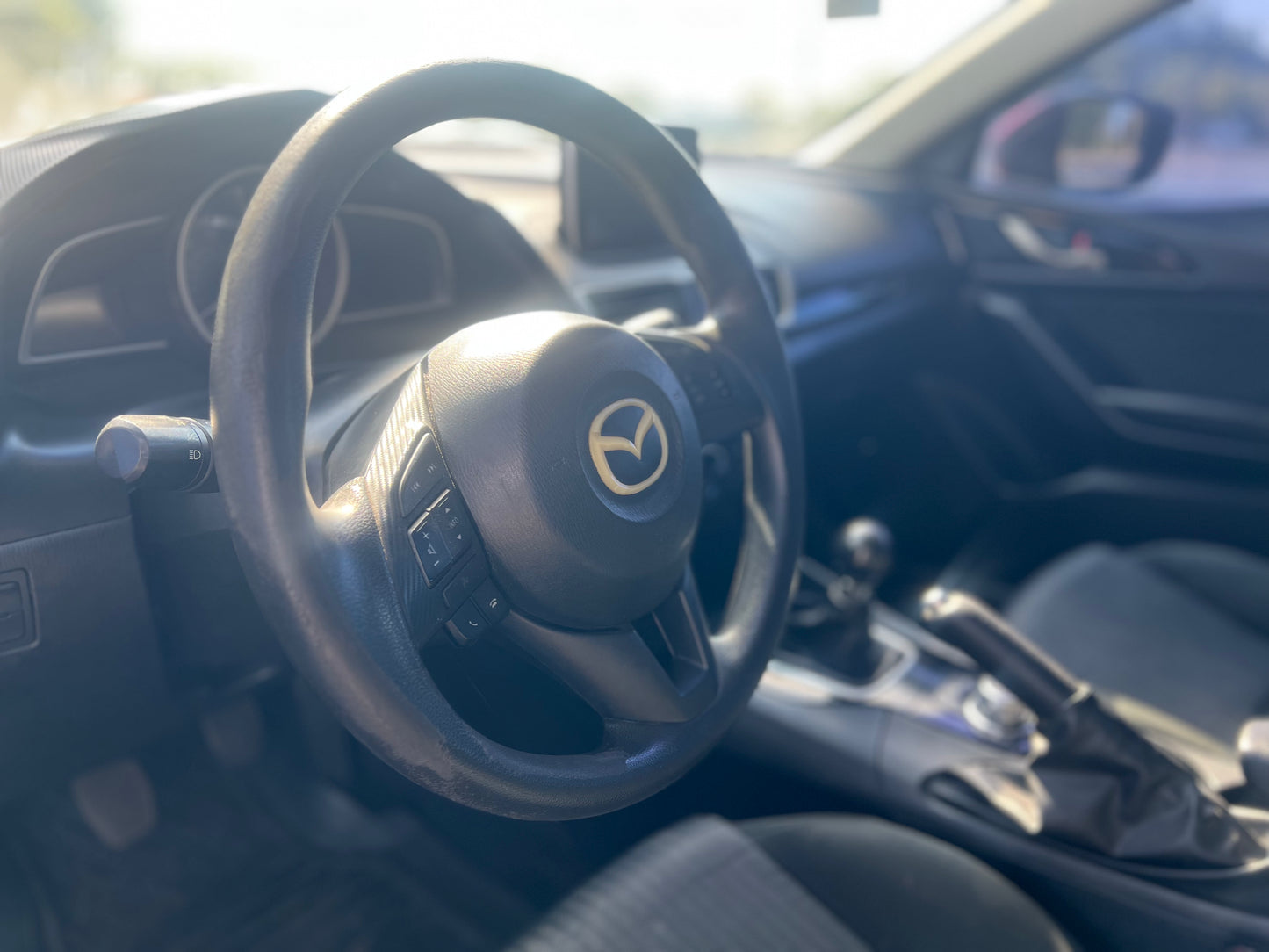 2015 MAZDA 3