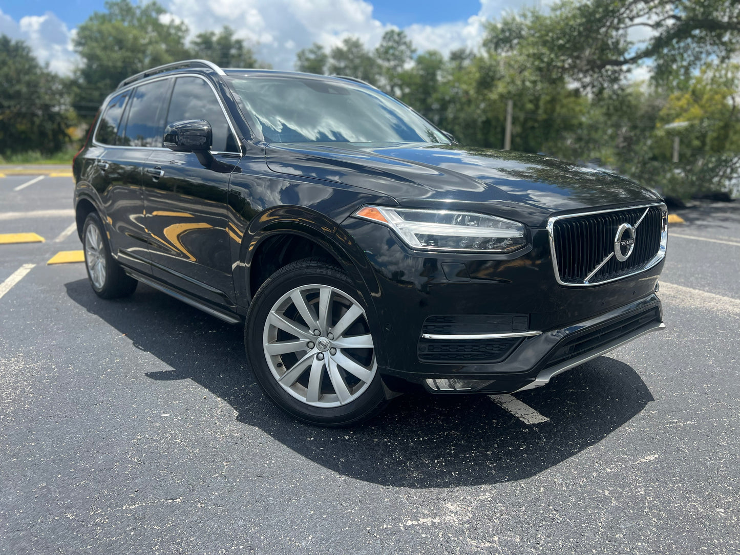 2018 VOLVO XC90