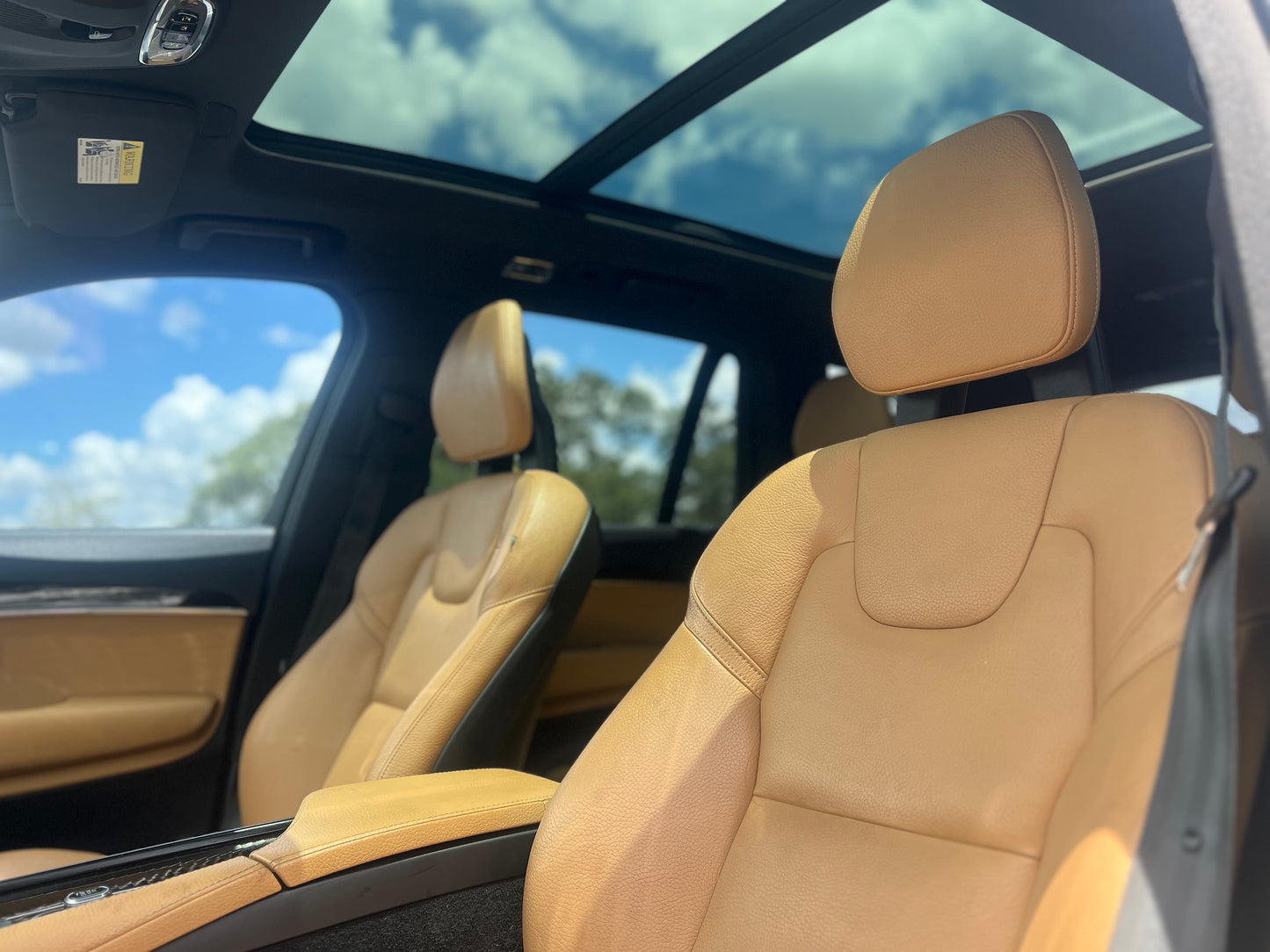 2018 VOLVO XC90
