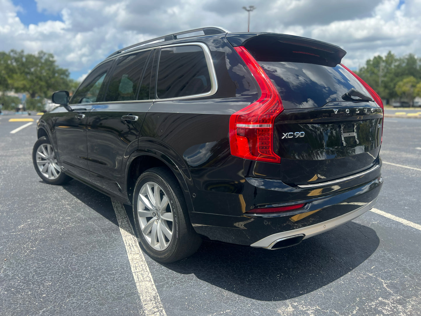 2018 VOLVO XC90