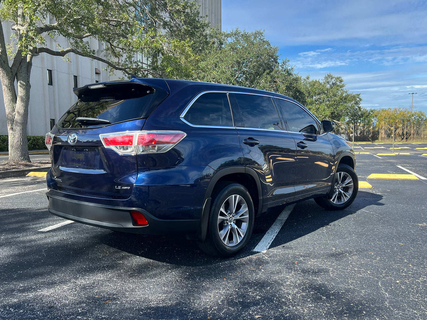 2016 TOYOTA HIGHLANDER