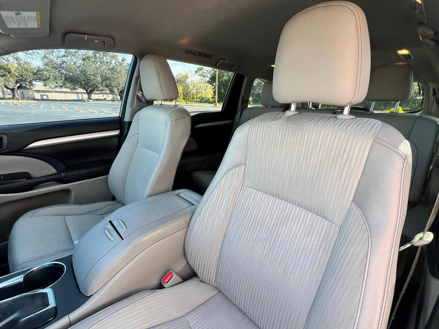 2016 TOYOTA HIGHLANDER