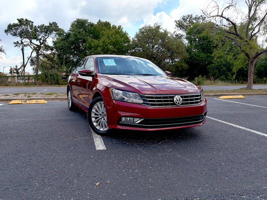 2016 VOLKSWAGEN PASSAT