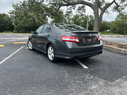2011 TOYOTA CAMRY