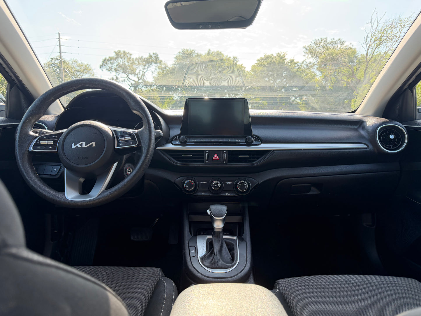 2023 KIA FORTE