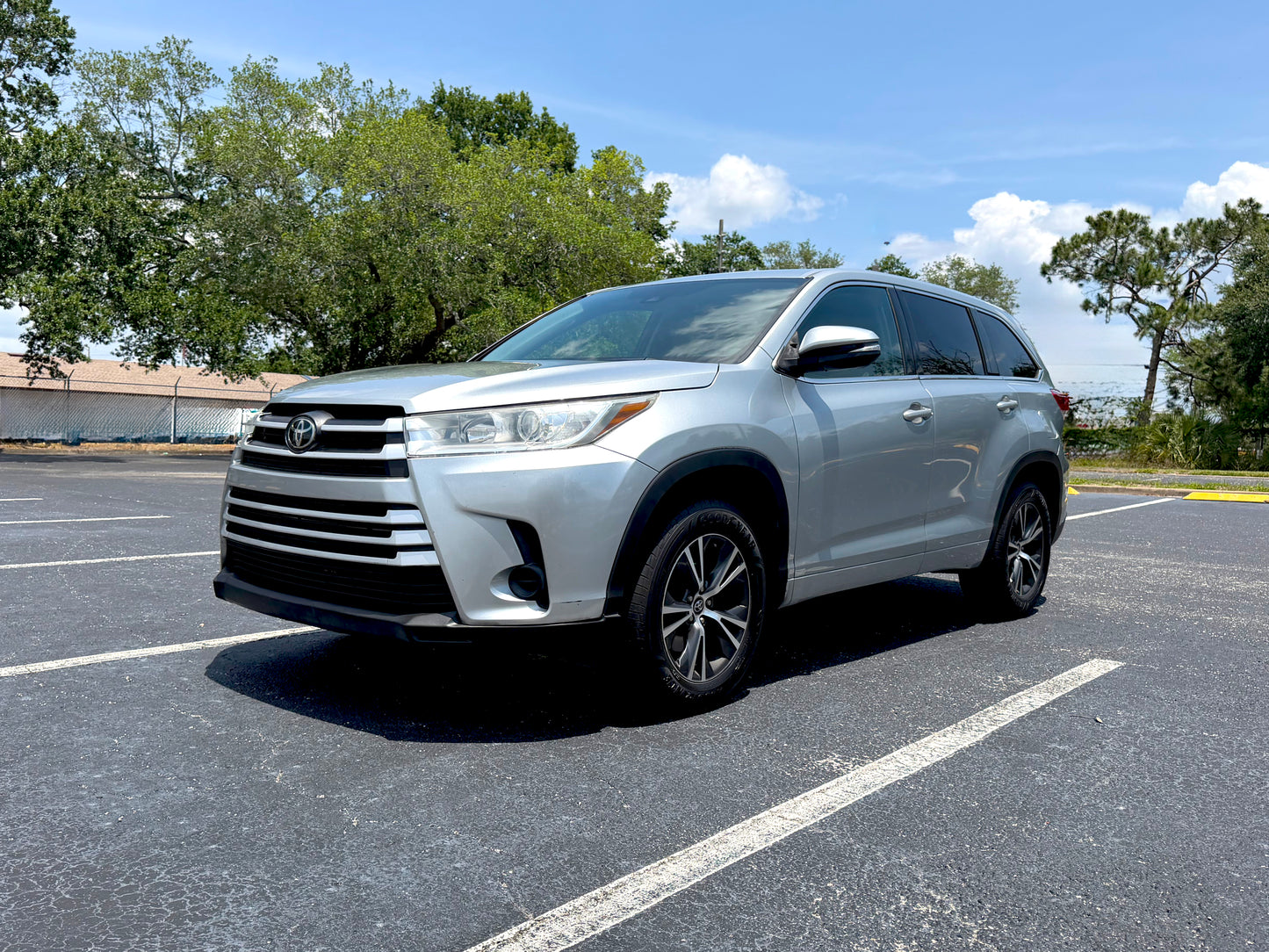 2017 TOYOTA HIGHLANDER