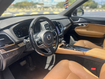 2018 VOLVO XC90
