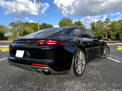 2018 PORSCHE PANAMERA 4S