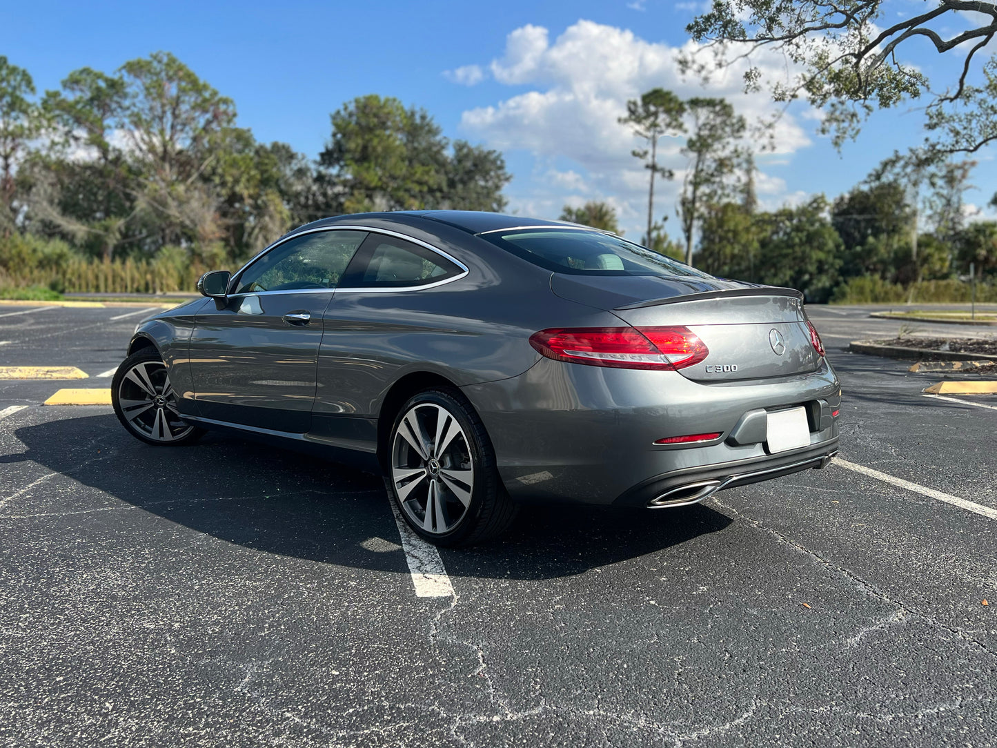 2017 MERCEDEZ-BENZ C300