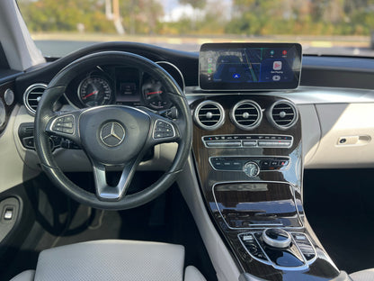 2017 MERCEDEZ-BENZ C300