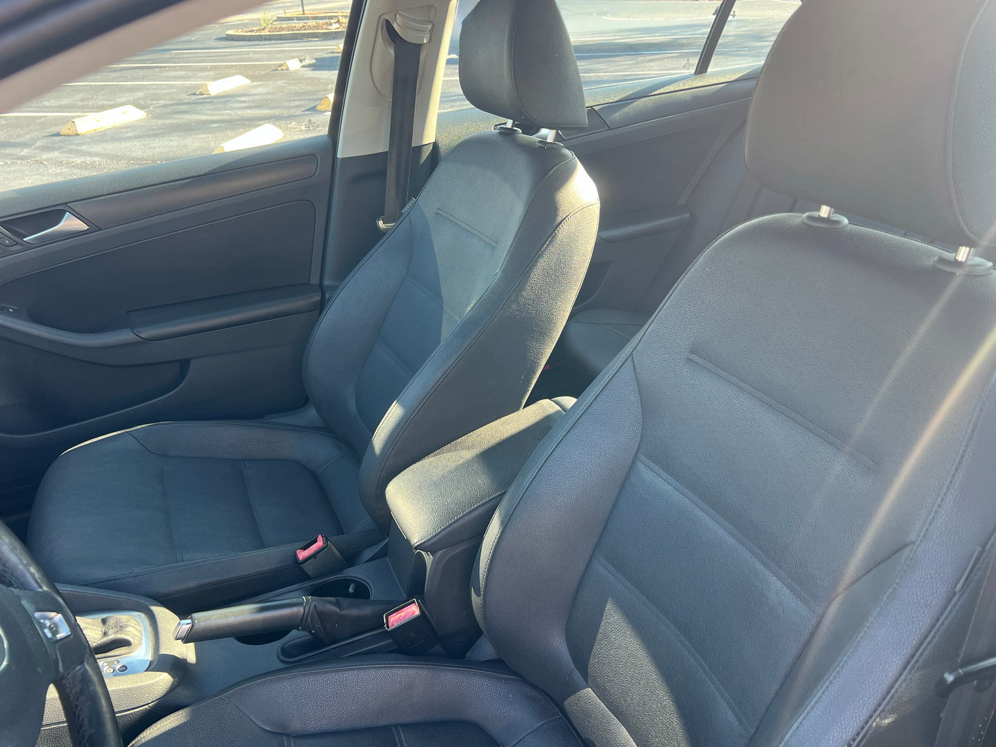 2012 VOLKSWAGEN JETTA