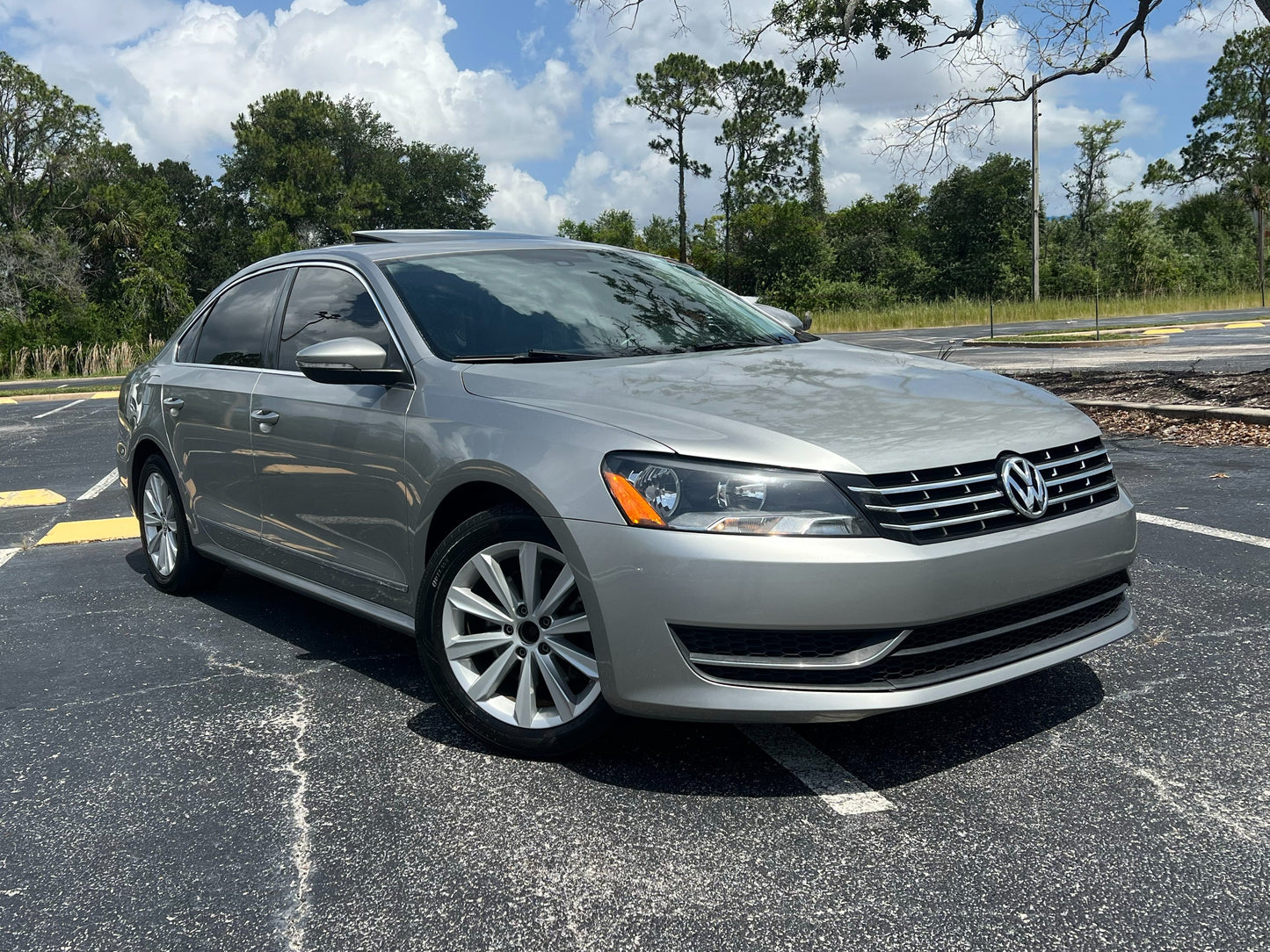 2012 VOLKSWAGEN PASSAT